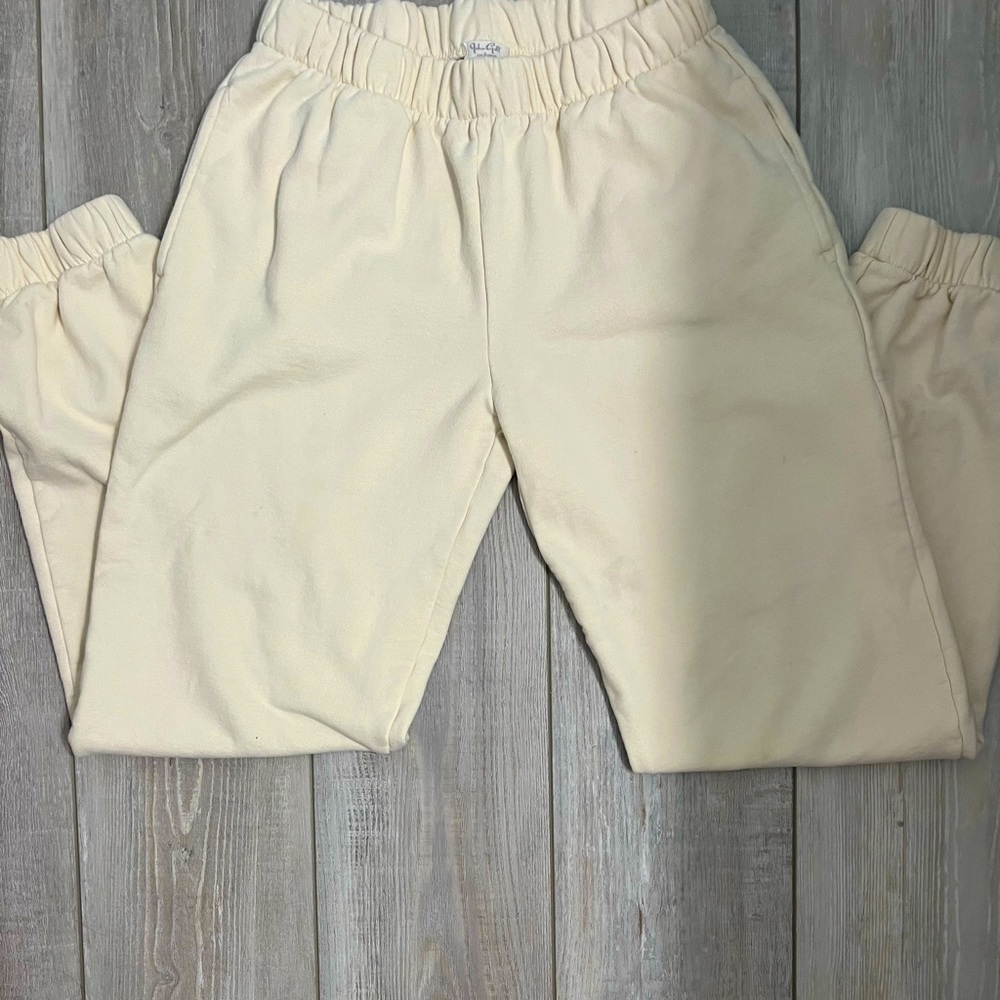 Brandy Melville Rosa Sweatpants